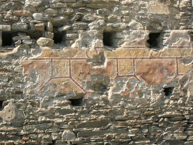 Burg Mesocco-Hohe Mauer mit Fresken