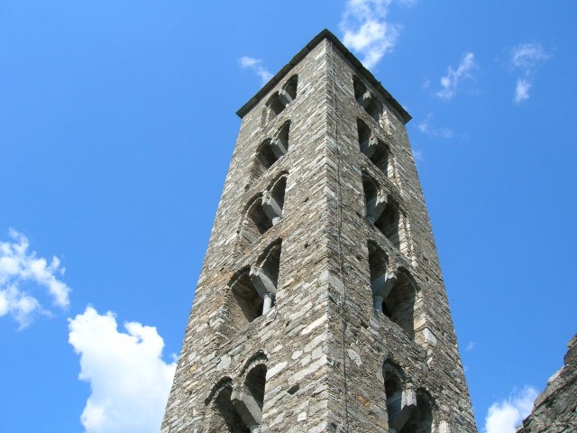 Burg Mesocco-Kirchturm